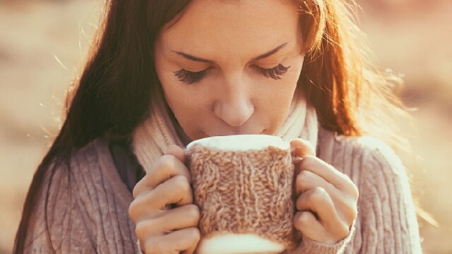 Che cosa può significare avere mal di gola e dolore alla lingua?